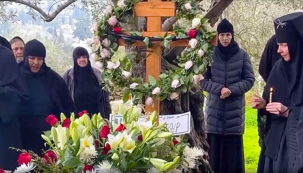 Погребение матушки Георгии (видео)