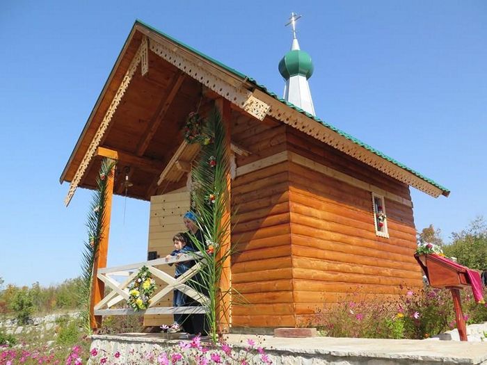 Сербская Православная Церковь, село Корито (храм)