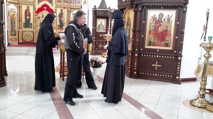 Участники авто-мото паломничества «Православная Волга» в Иоанновском монастыре Саратовской области