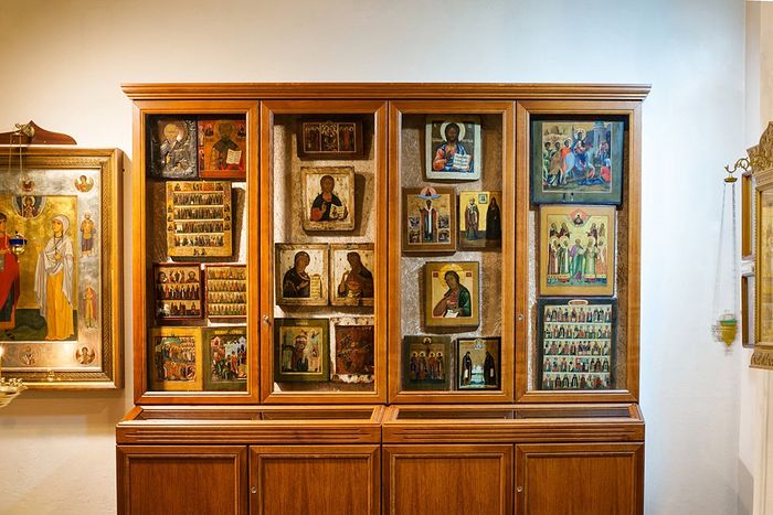 90-летний немец подарил русскому православному храму в Гамбурге коллекцию икон