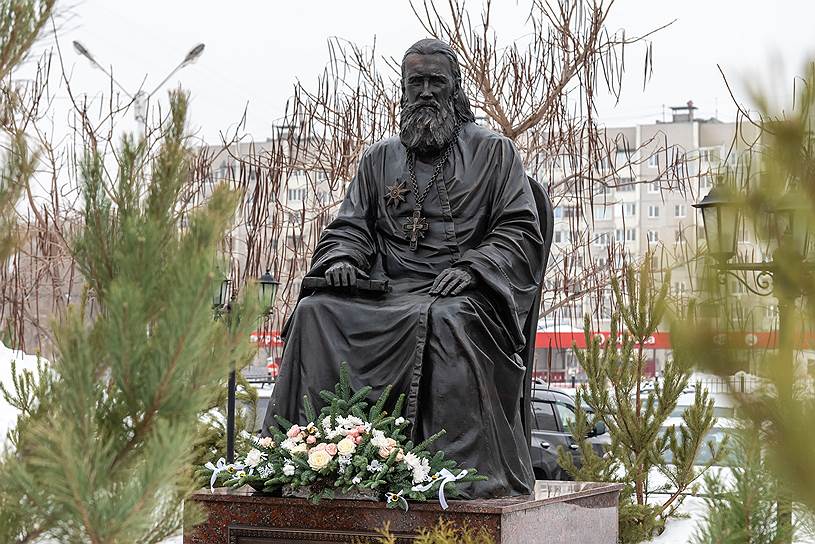В Воронеже освящен памятник Иоанну Кронштадтскому: в городе появился «малый Петербург» (видео)