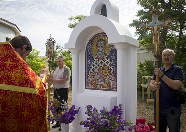 В Крыму освятили новую часовню с мозаичной иконой Иоанна Кронштадтского! (видео)