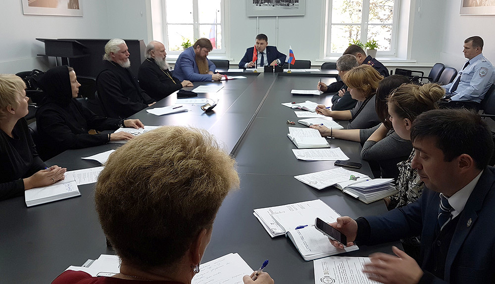 В Кронштадте состоялось совещание по организации мероприятий Юбилейной встречи на территории города