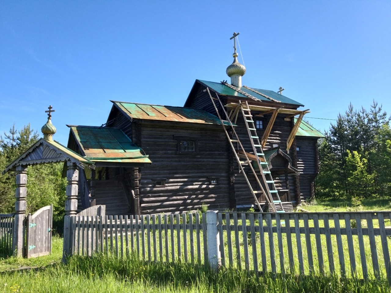 Как преображается подборовский храм Иоанна Кронштадтского в Ленинградской обл.