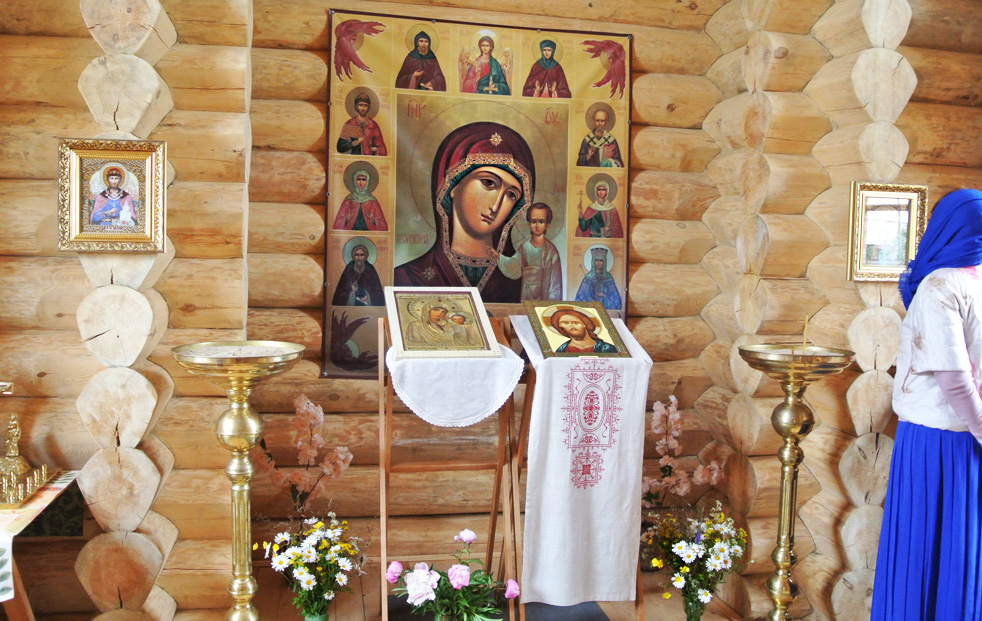 С Праздником Казанской иконы Божией Матери! Молебен в Засурье