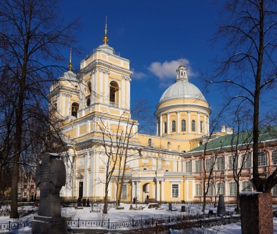 Свято-Троицкий собор Александро-Невской лавры