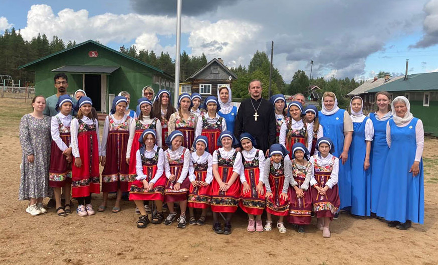 Родина нашей души: открылся православный лагерь для девочек «Суряночка»