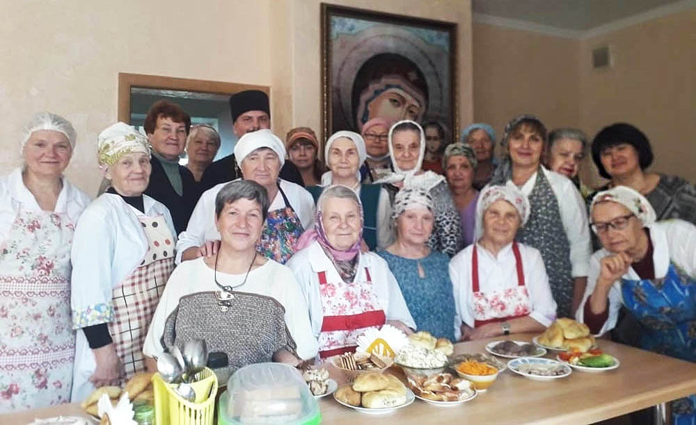 Единение за трапезой: приход в Красном Ключе возрождает важную православную традицию