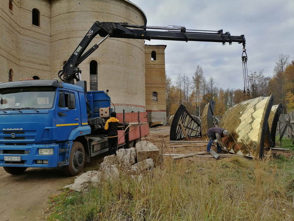 Экскурсии по строящемуся храму: в Тверской обл. нашли новый формат привлечения средств