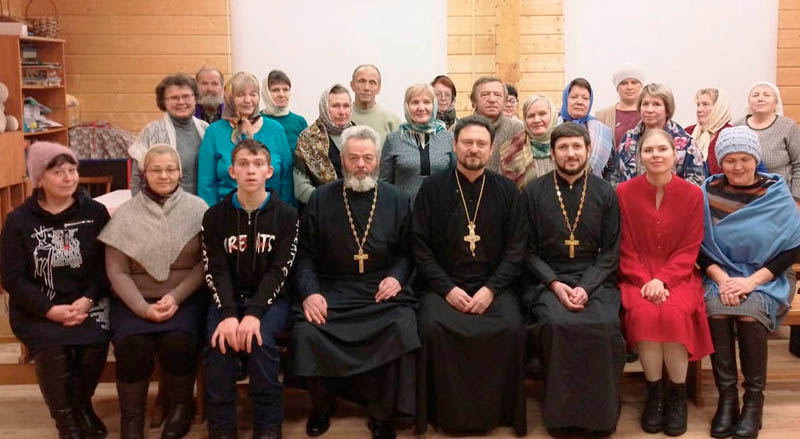 «Согревающая встреча» с духовником Вологодской епархии (видео)