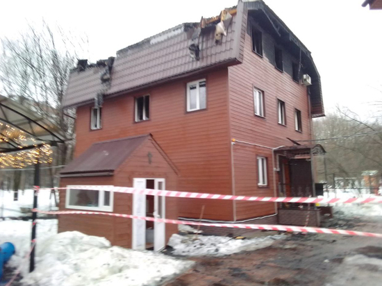 В приходском здании на территории храма в Москве произошел пожар