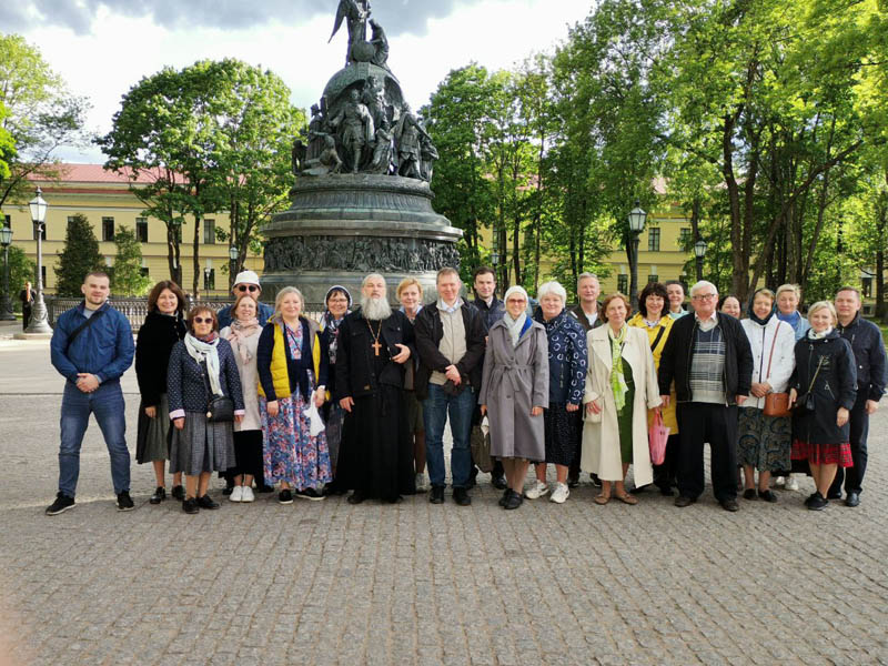 И дольше века длится день: поездка руководителей общин в Новгород